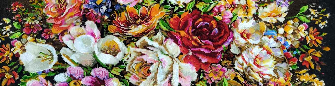 تابلو فرش دستباف طرح گل 70 در 50 سانتی کد tf-009